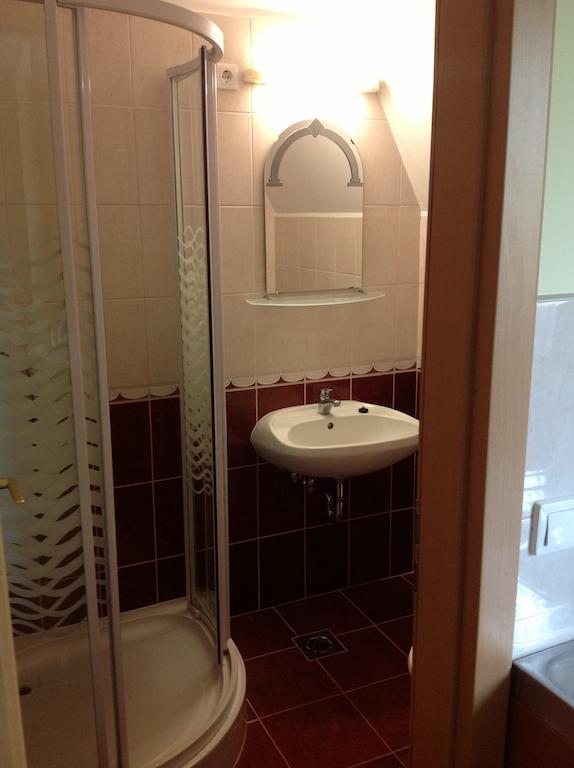Majnár Villa Apartmanház Bogács Habitación foto