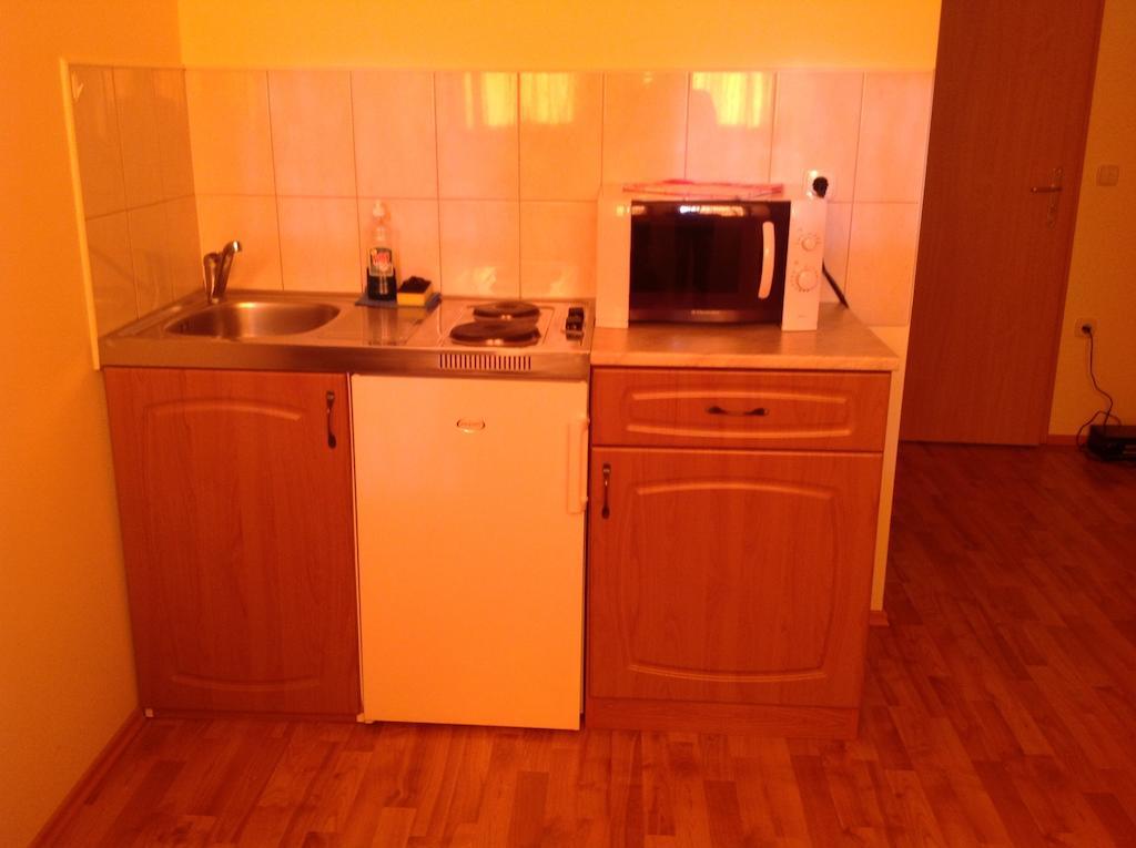 Majnár Villa Apartmanház Bogács Habitación foto